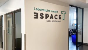 Espace T logo pour laboratoire d'innovation